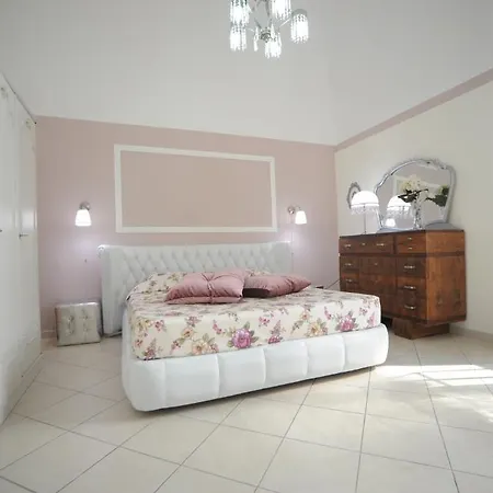 Le Finestre Sul Borgo Bed & Breakfast Taranto