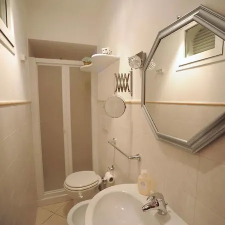 Le Finestre Sul Borgo Bed & Breakfast Taranto